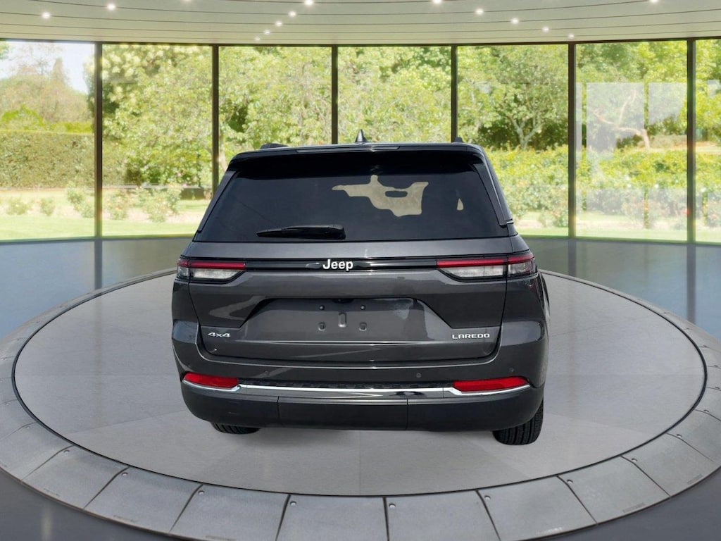 Certified 2024 Jeep Grand Cherokee Laredo X SUV