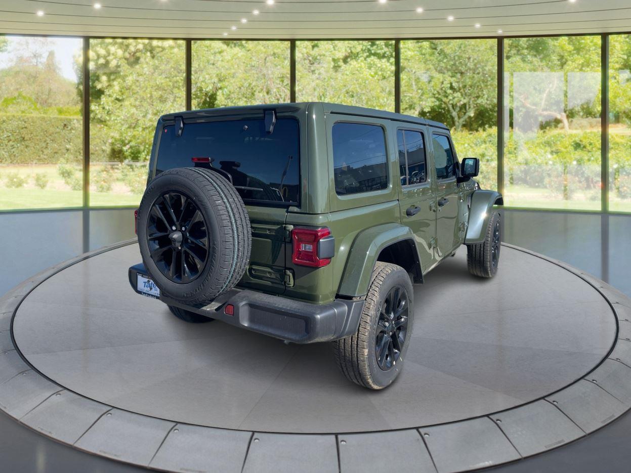 2024 Jeep Wrangler 4xe Sahara photo 3