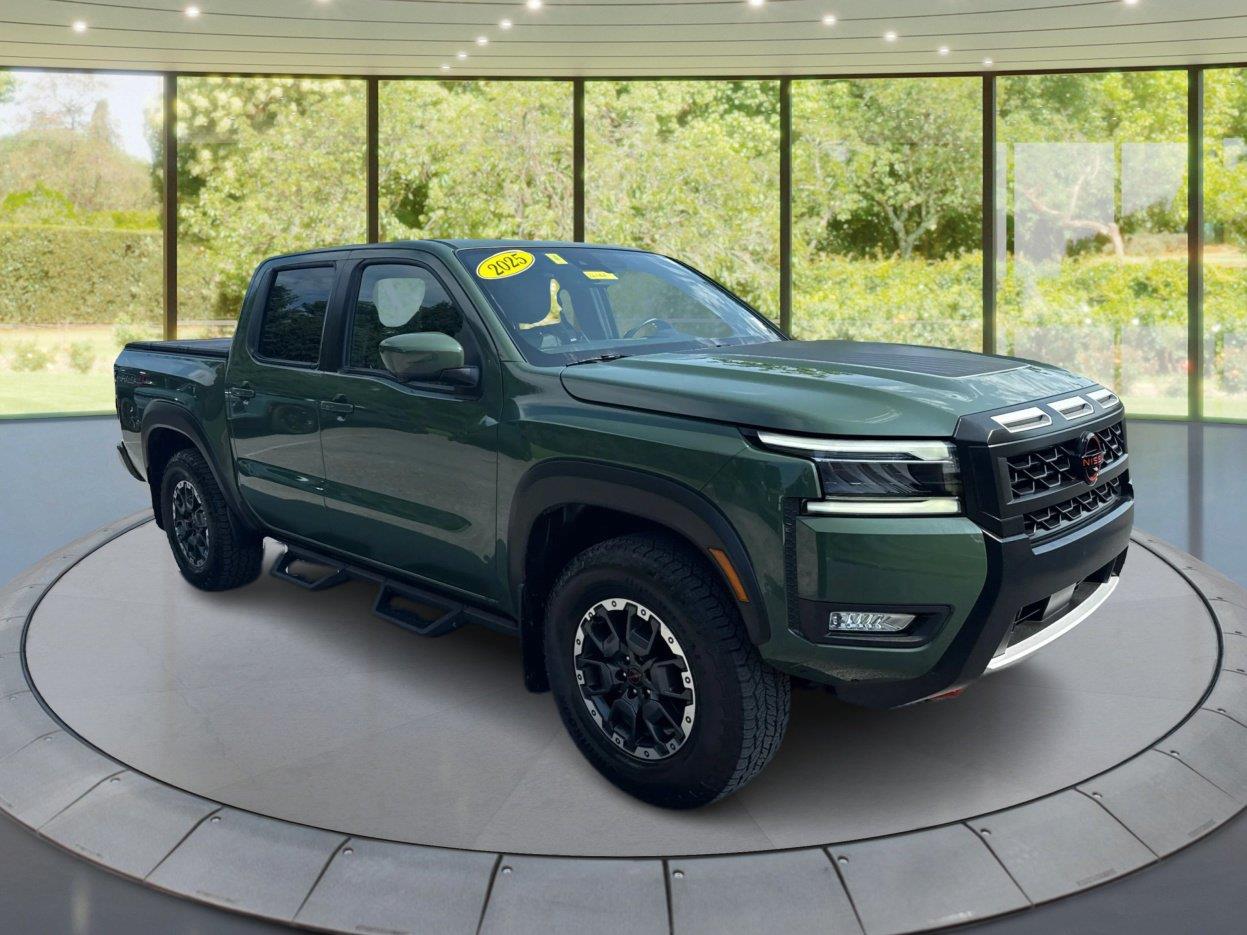  2025 Nissan Frontier PRO-4X Crew Cab 4WD   