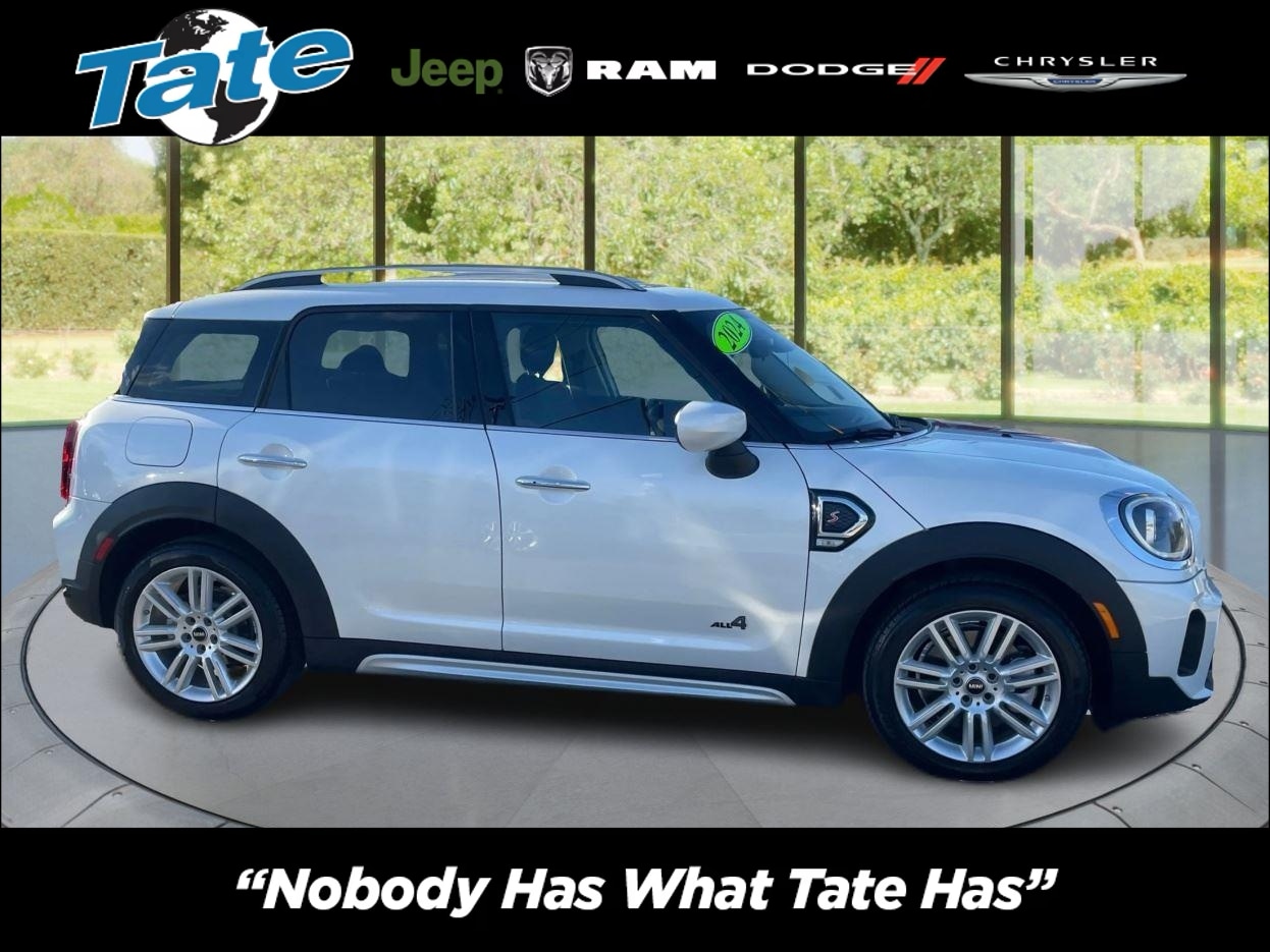 2024 MINI Countryman S's photo