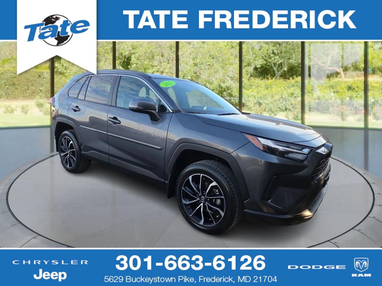 2022 Toyota RAV4 XLE