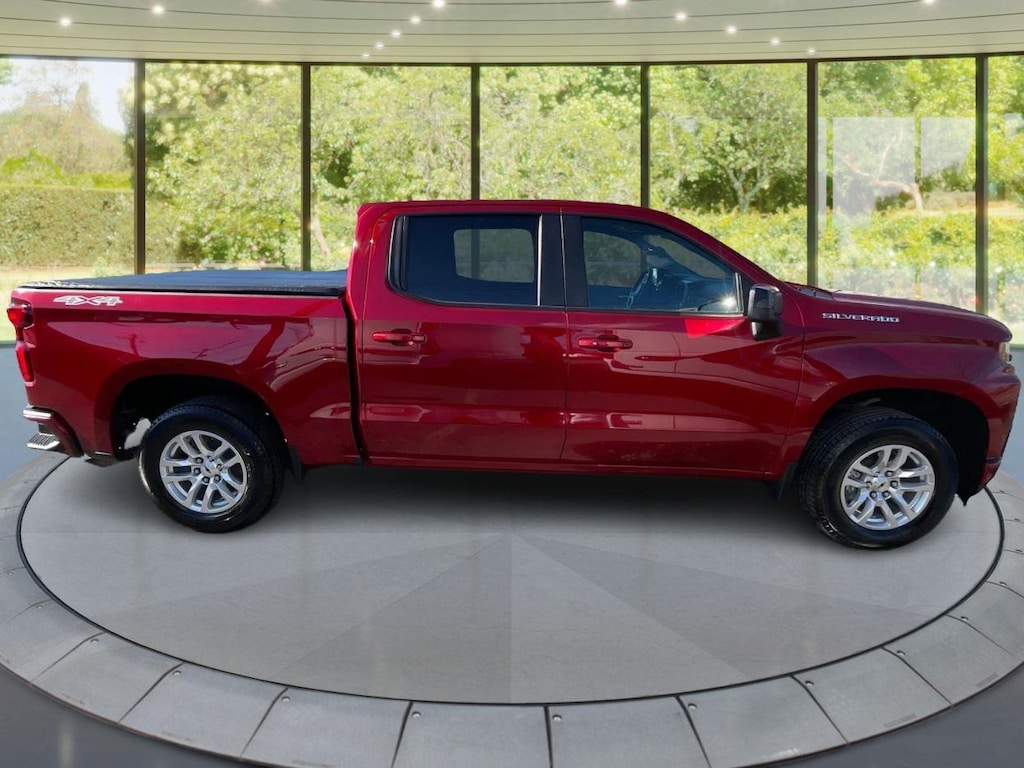 Used 2021 Chevrolet Silverado 1500 RST Truck