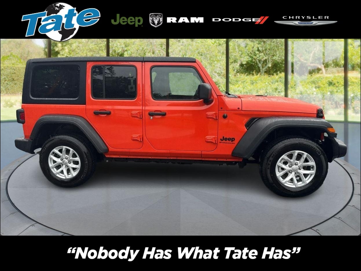2023 Jeep Wrangler Sport S's photo