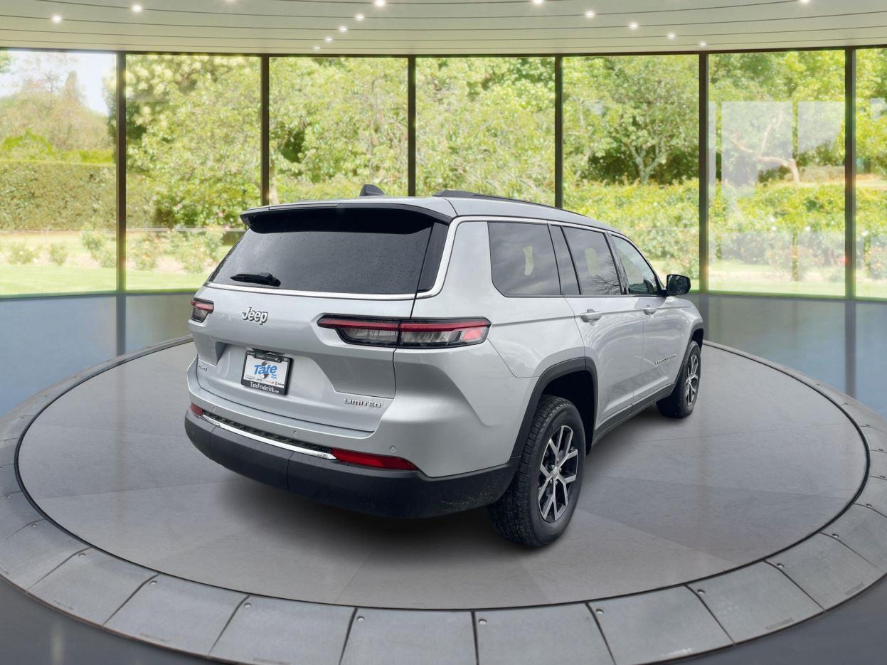 2025 Jeep Grand Cherokee L photo 3