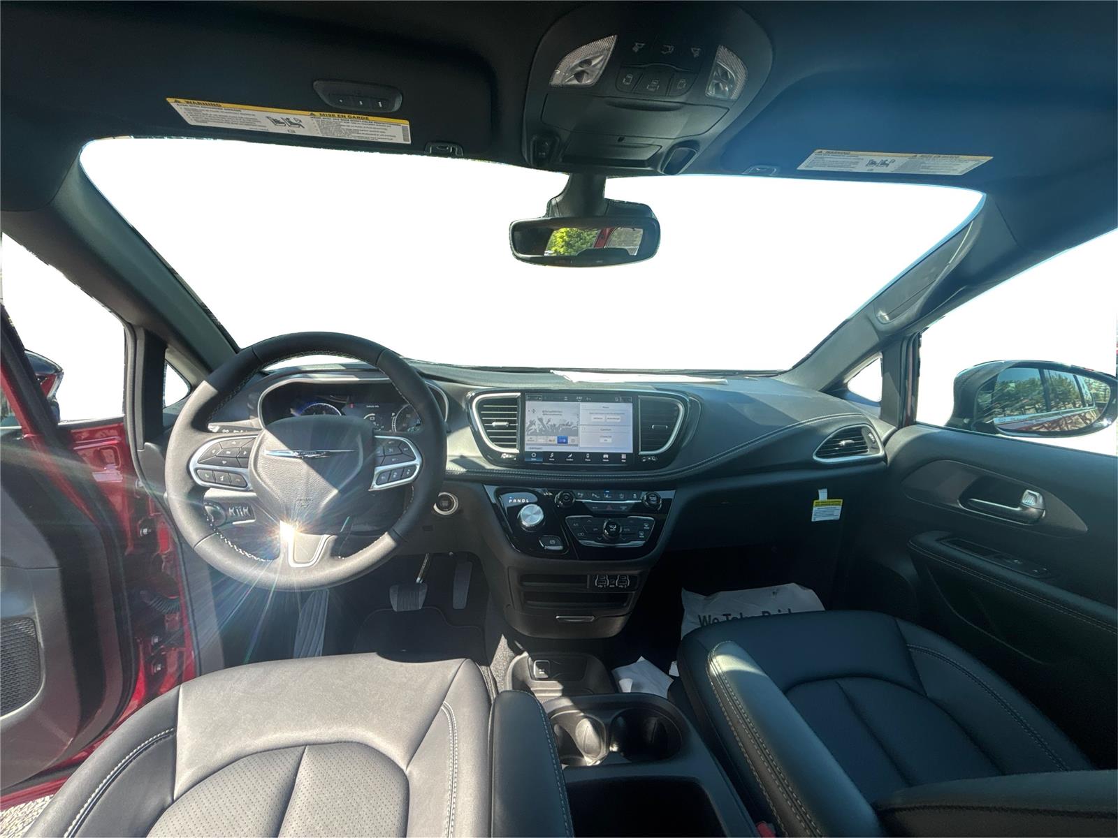 2025 Chrysler Pacifica Select - Photo 21