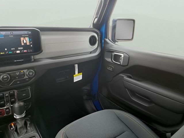 2026 Jeep Wrangler 4-Door Willys - Photo 32