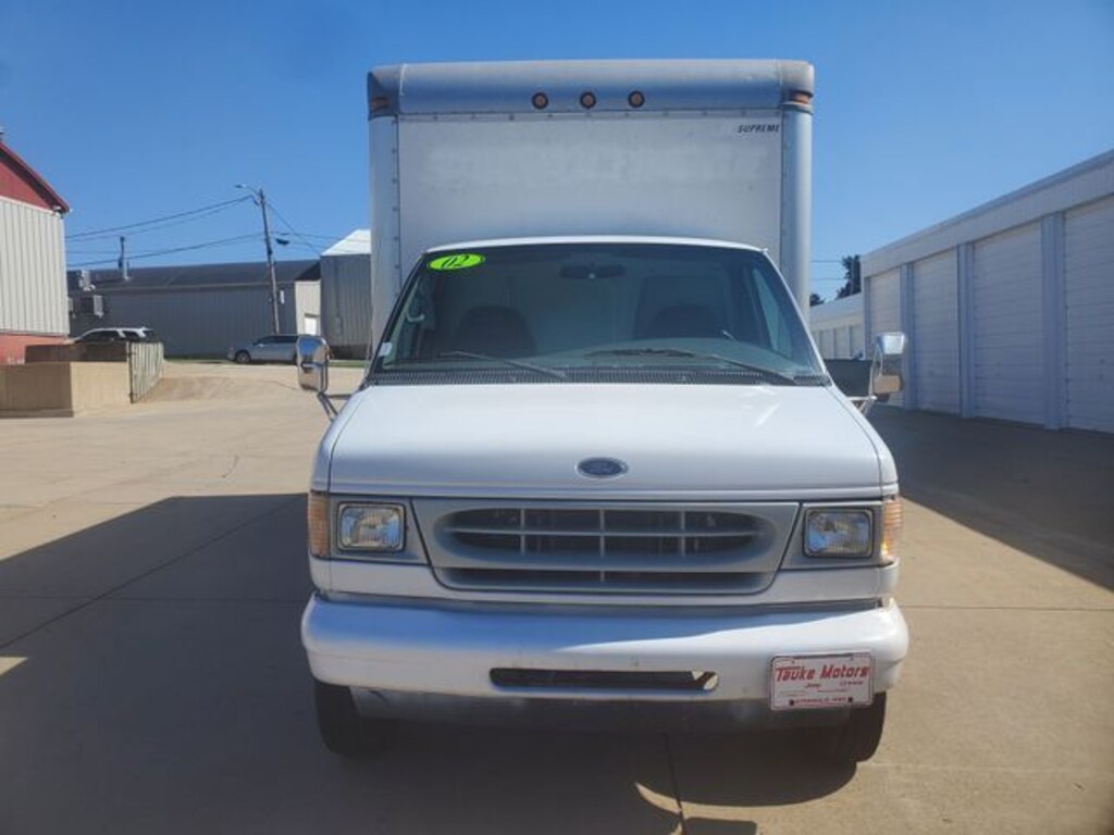 Used 2002 Ford E-350SD Standard Cab/Chassis