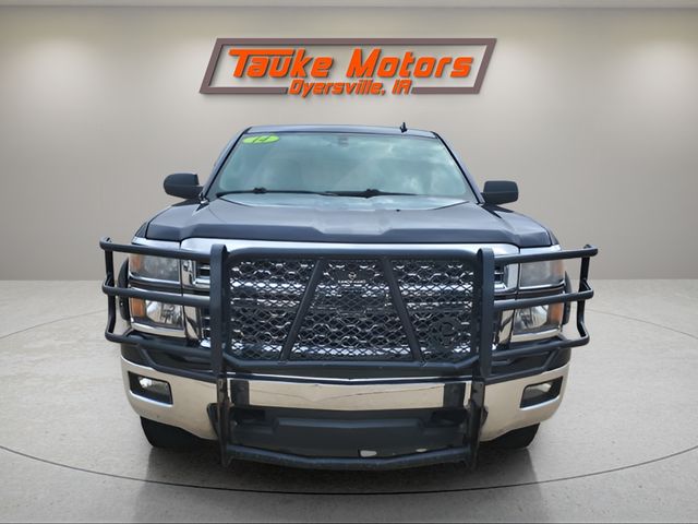 Used 2014 Chevrolet Silverado 1500 LT with VIN 1GCVKREC6EZ372811 for sale in Dyersville, IA