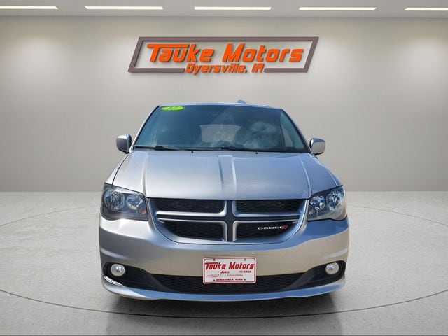 Used 2017 Dodge Grand Caravan GT with VIN 2C4RDGEG4HR697300 for sale in Dyersville, IA