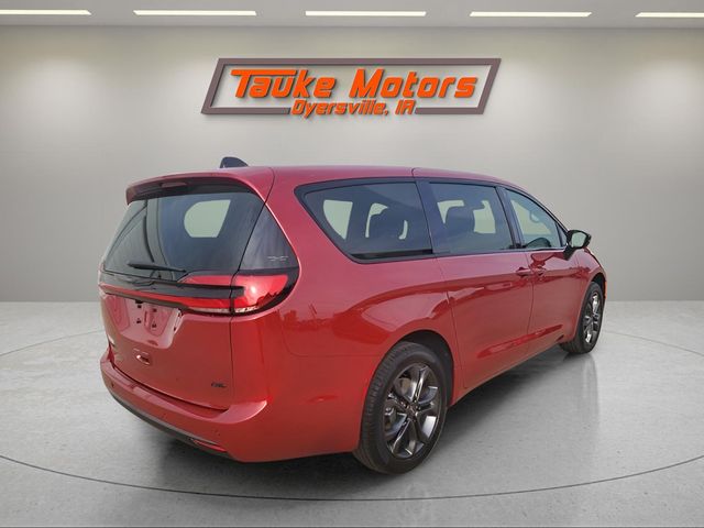 2026 Chrysler Pacifica Select - Photo 7