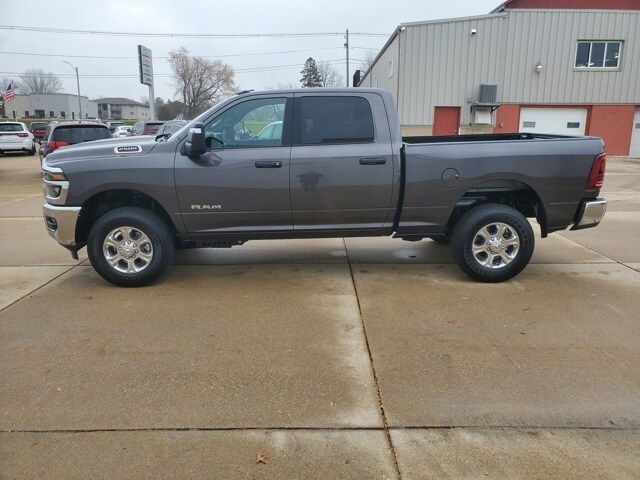 2026 Ram 2500 Big Horn photo 4