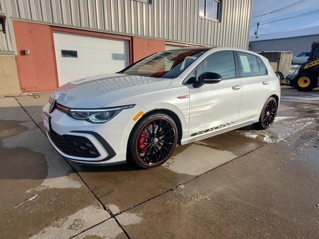 2023 Volkswagen Golf GTI Anniversary Edition photo 3