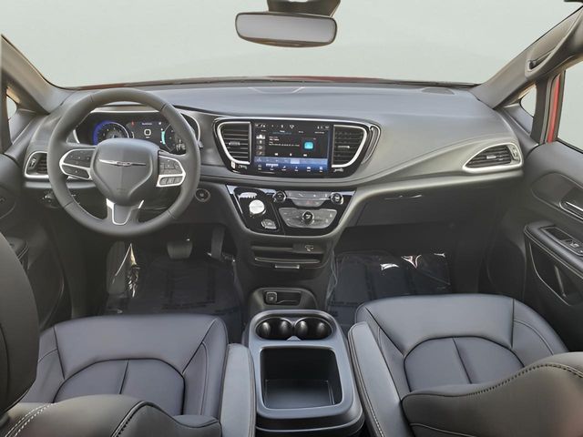 2026 Chrysler Pacifica Select - Photo 38
