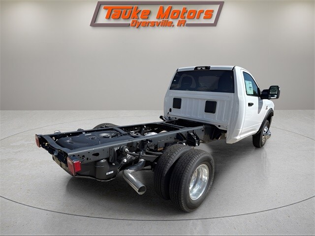 2026 Ram 3500 Tradesman Big Horn photo 3