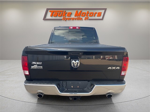 2015 Ram 1500 Big Horn photo 4