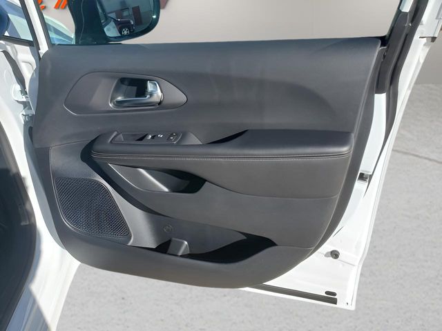 2026 Chrysler Pacifica Select - Photo 48