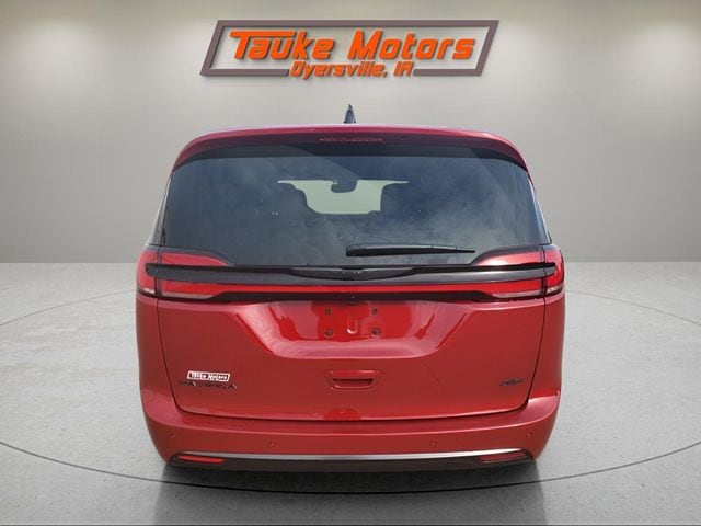 2026 Chrysler Pacifica Select - Photo 6