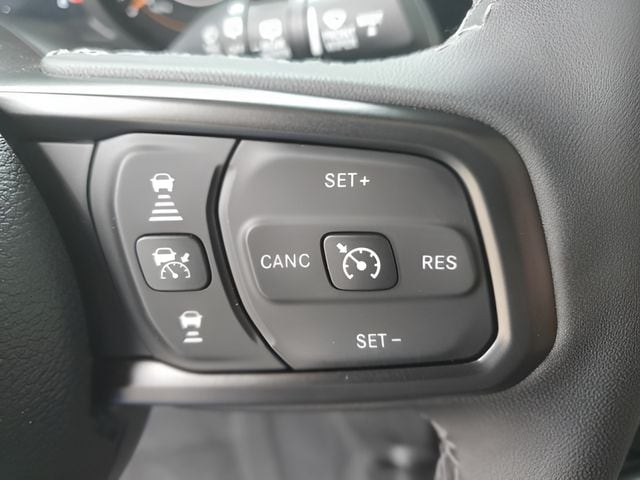 2026 Jeep Wrangler 4-Door Willys - Photo 18