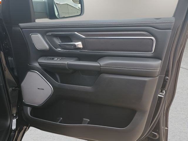 2026 RAM 1500 Laramie - Photo 37