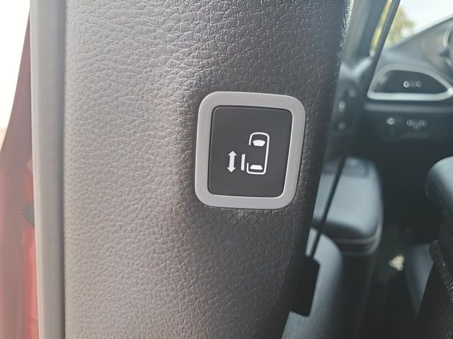 2026 Chrysler Pacifica Select - Photo 45