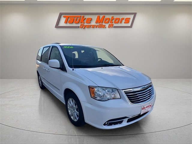 2014 Chrysler Town & Country Touring
