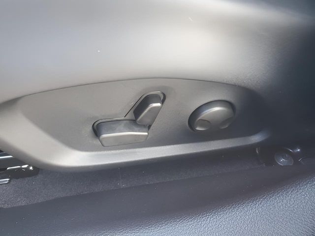 2026 Jeep Compass Limited - Photo 13