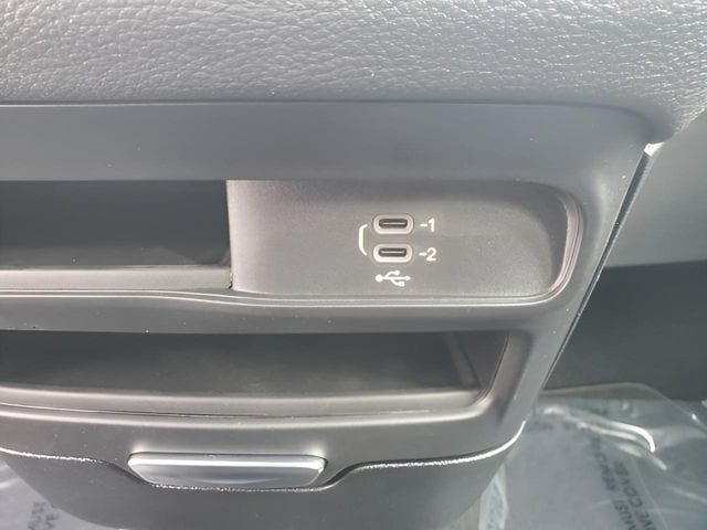 2026 Chrysler Pacifica Select - Photo 30