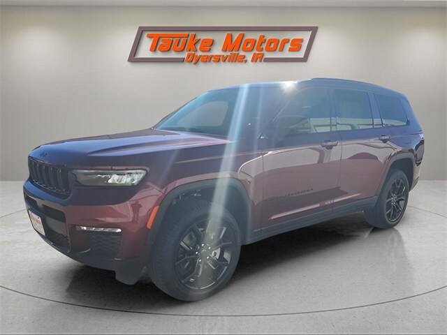 2025 Jeep Grand Cherokee Limited photo 2