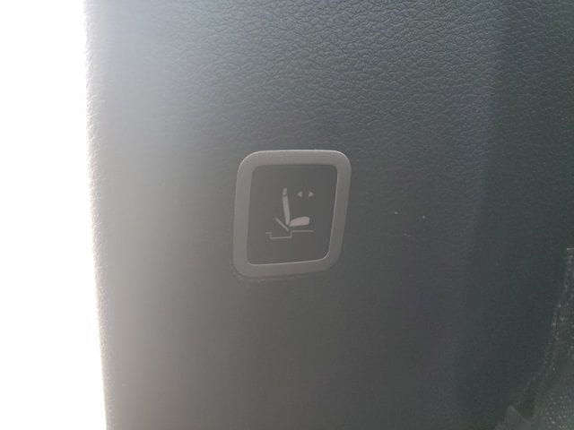 2026 Chrysler Pacifica Select - Photo 46