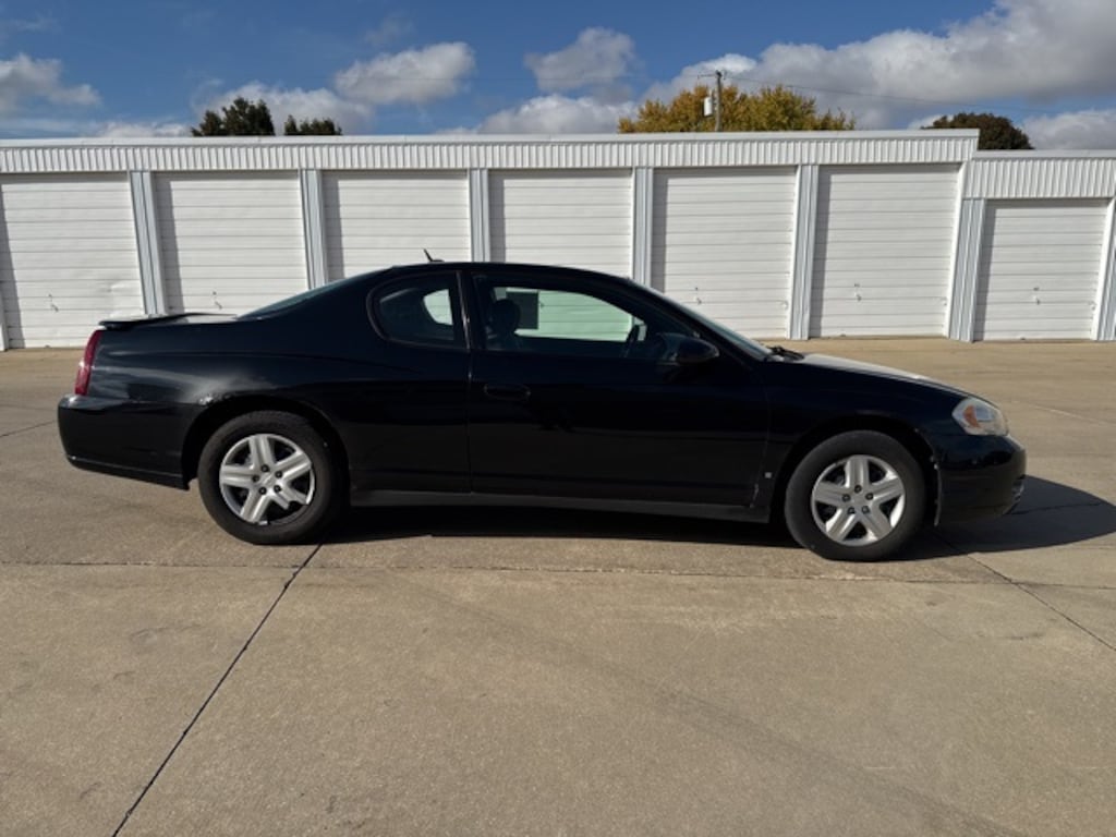 Used 2006 Chevrolet Monte Carlo LS Coupe