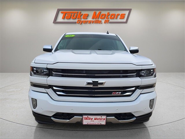 2016 Chevrolet Silverado 1500 LTZ photo 2