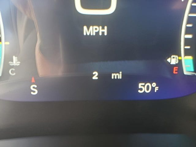 2026 Chrysler Pacifica Select - Photo 18
