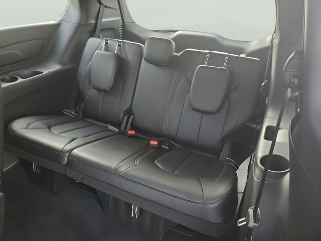 2026 Chrysler Pacifica Select - Photo 49