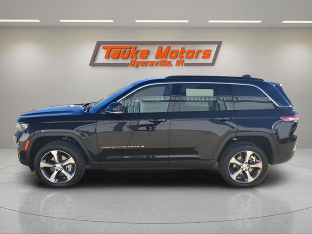 New 2025 Jeep Grand Cherokee Limited Sport Utility