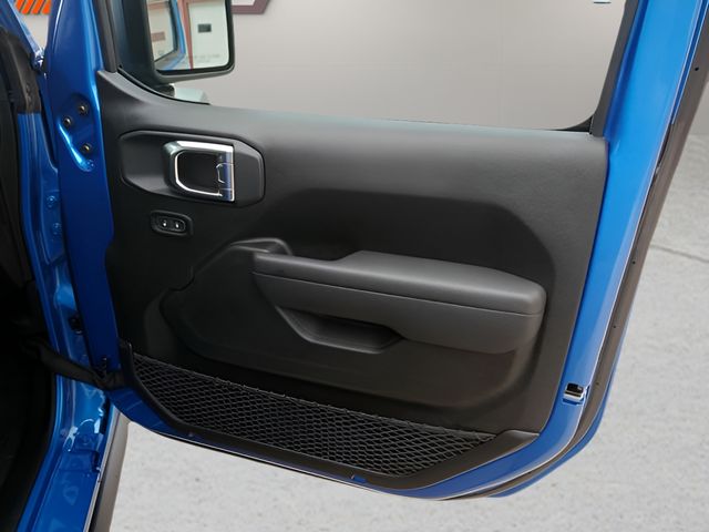 2026 Jeep Wrangler 4-Door Willys - Photo 37