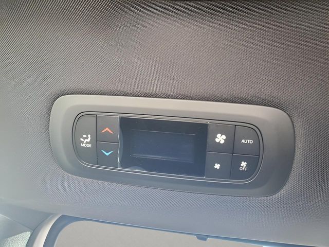 2026 Chrysler Pacifica Select - Photo 38
