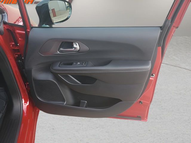 2026 Chrysler Pacifica Select - Photo 52