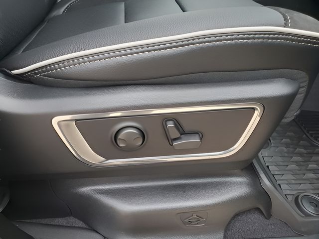 2026 RAM 1500 Laramie - Photo 38