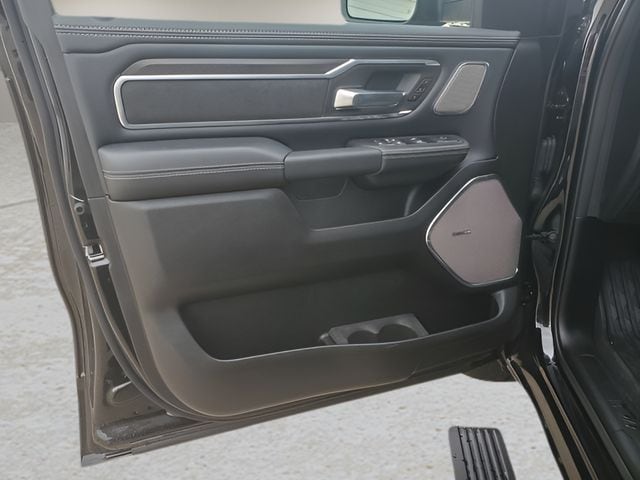 2026 RAM 1500 Laramie - Photo 12