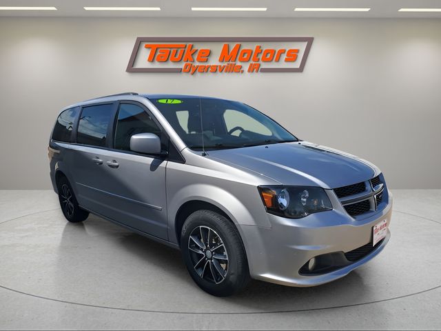 2017 Dodge Grand Caravan GT's photo