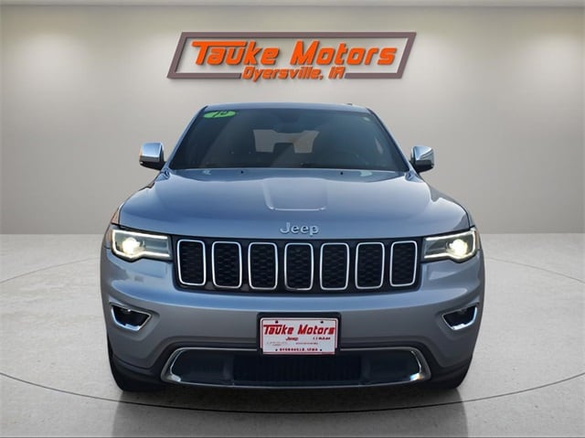 Used 2019 Jeep Grand Cherokee Limited with VIN 1C4RJFBG5KC600256 for sale in Dyersville, IA