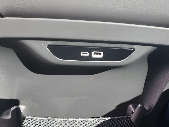 2026 Chrysler Pacifica Select - Photo 36