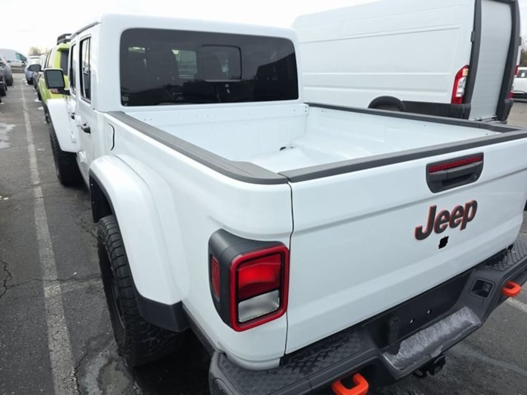 Used 2022 Jeep Gladiator Mojave Truck
