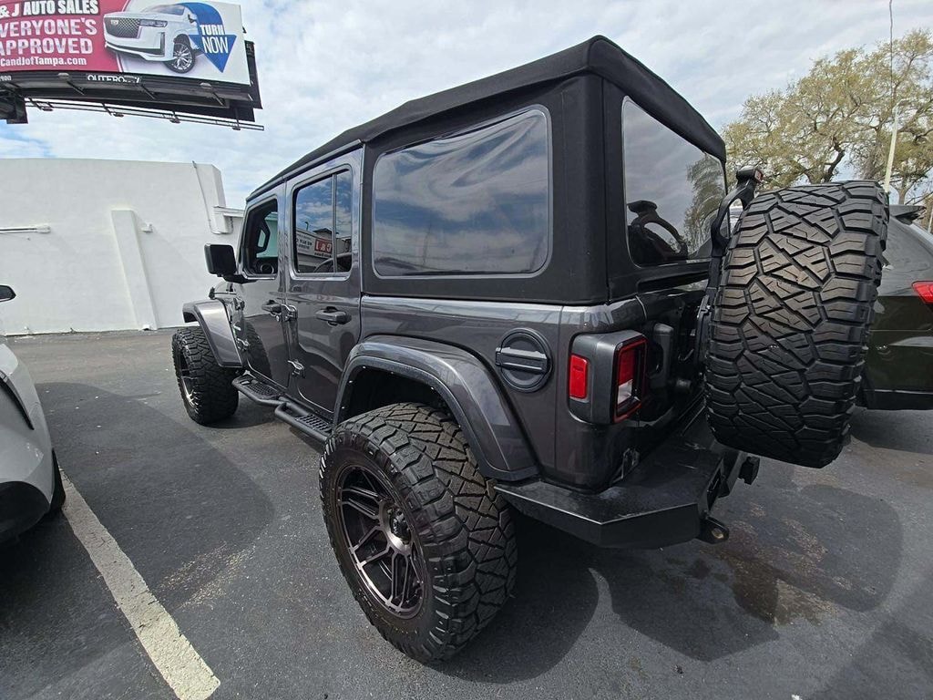 Used 2022 Jeep Wrangler Unlimited Sahara SUV