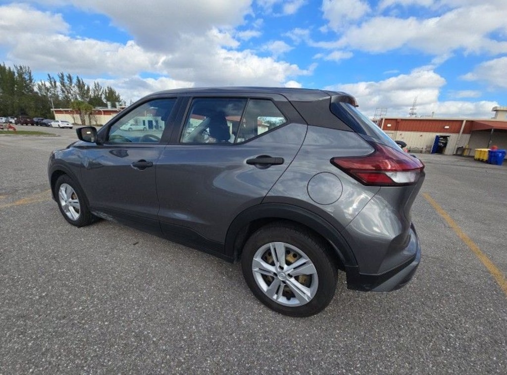 Used 2021 Nissan Kicks S SUV