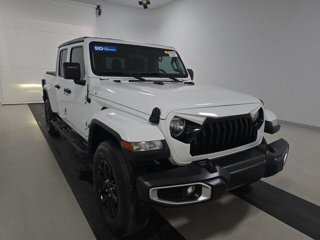 2022 Jeep Gladiator Sport photo 3