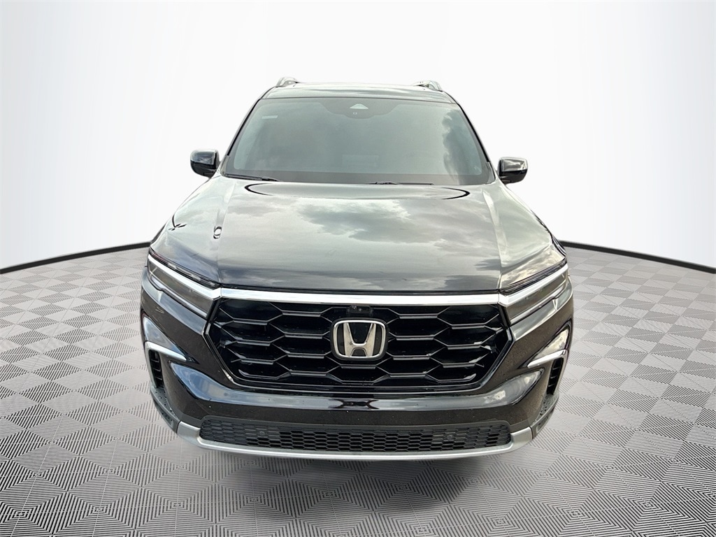 Used 2025 Honda Pilot Elite with VIN 5FNYG1H83SB092059 for sale in Plantation, FL