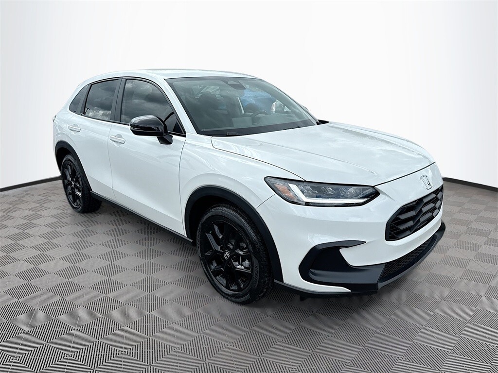 2025 Honda HR-V Sport photo 3