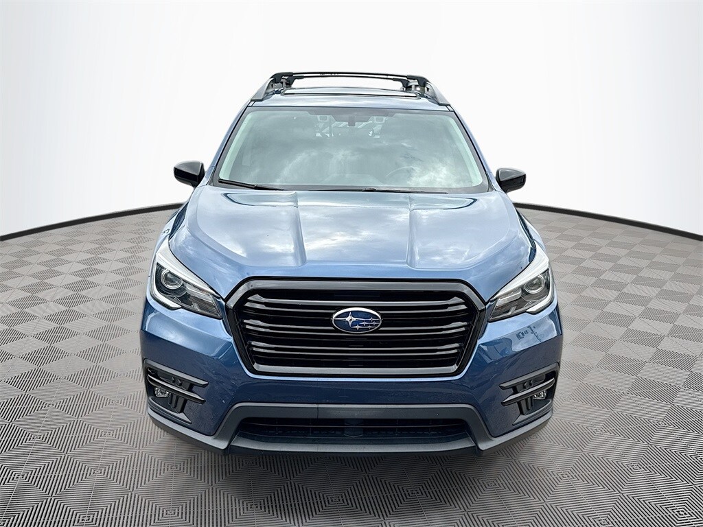 2022 Subaru Ascent Onyx Edition photo 2