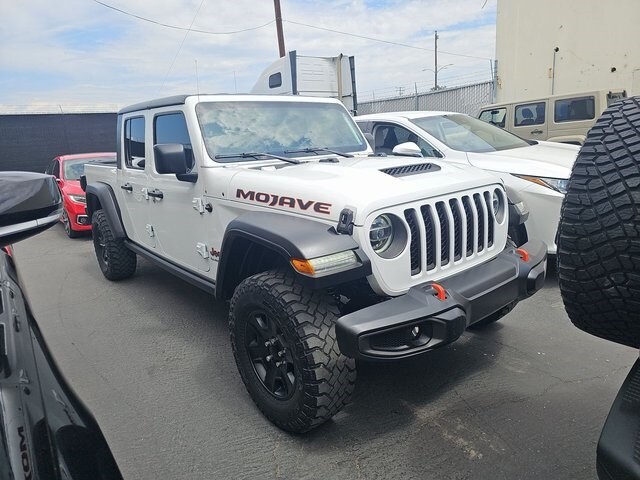 2021 Jeep Gladiator Mojave photo 3